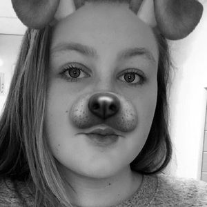 Meet your Posher, Brenna